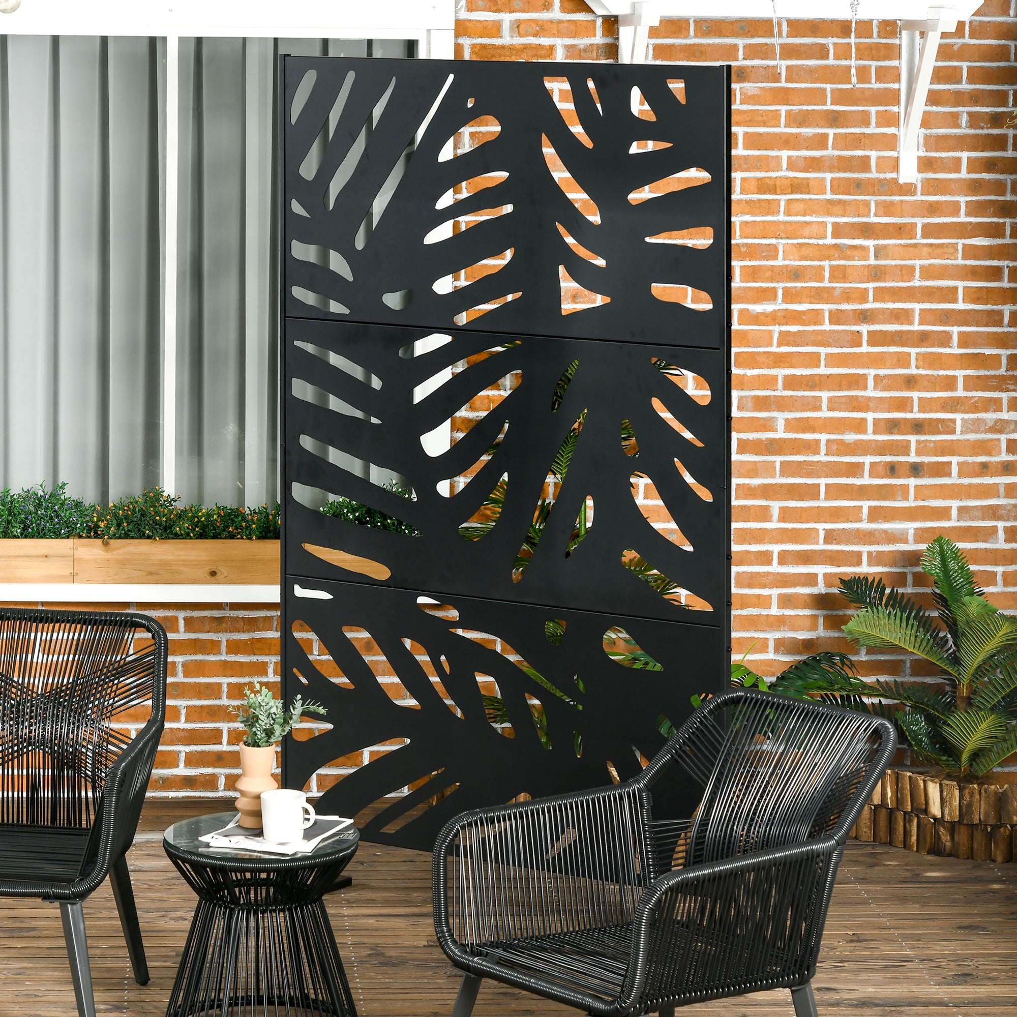 Freestanding Outdoor Privacy Screen, Decorative Metal Outdoor Divider with Stand for Garden, Backyard, Deck, Black
