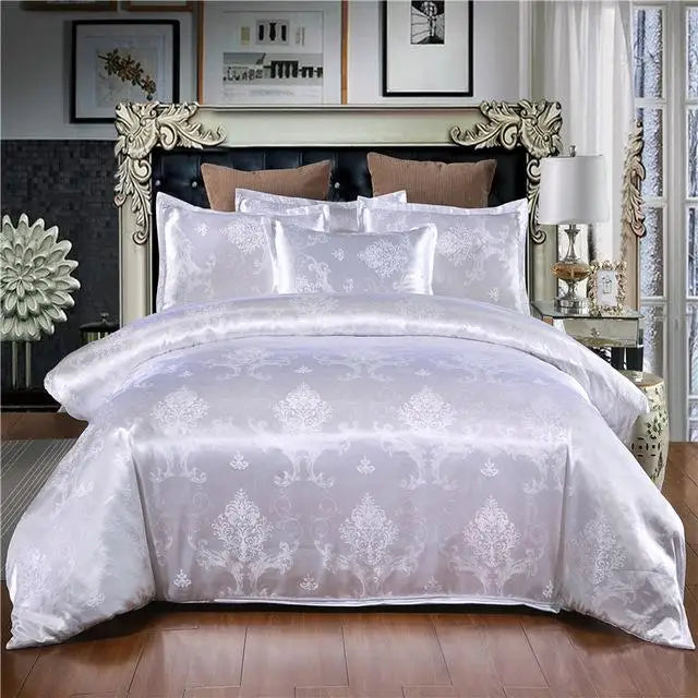 5-Piece Queen & King Size Silky Bedding Set – Luxury Duvet Cover & Quilt Bed Linen Set