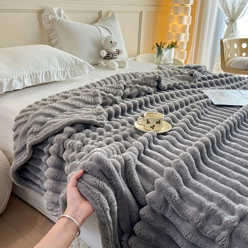 Solid Thickened Wide Stripe Flannel Blanket – Soft Multi-Purpose Bed & Sofa Throw