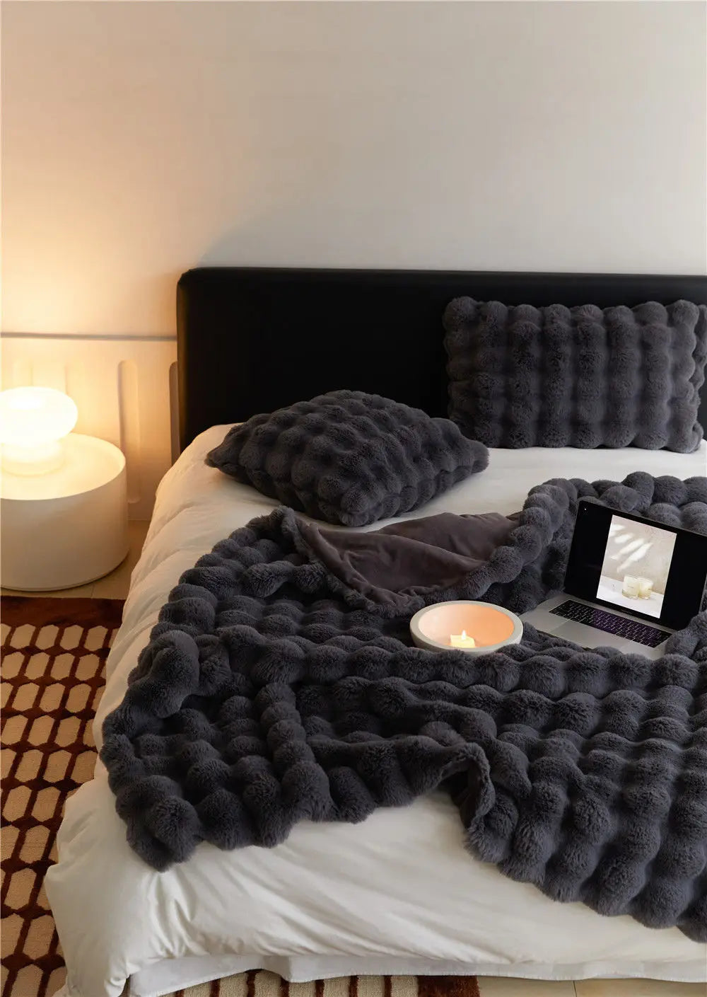 Luxury Faux Rabbit Fur Bubble Blanket – Ultra Soft Plush Throw for Sofa & Bed