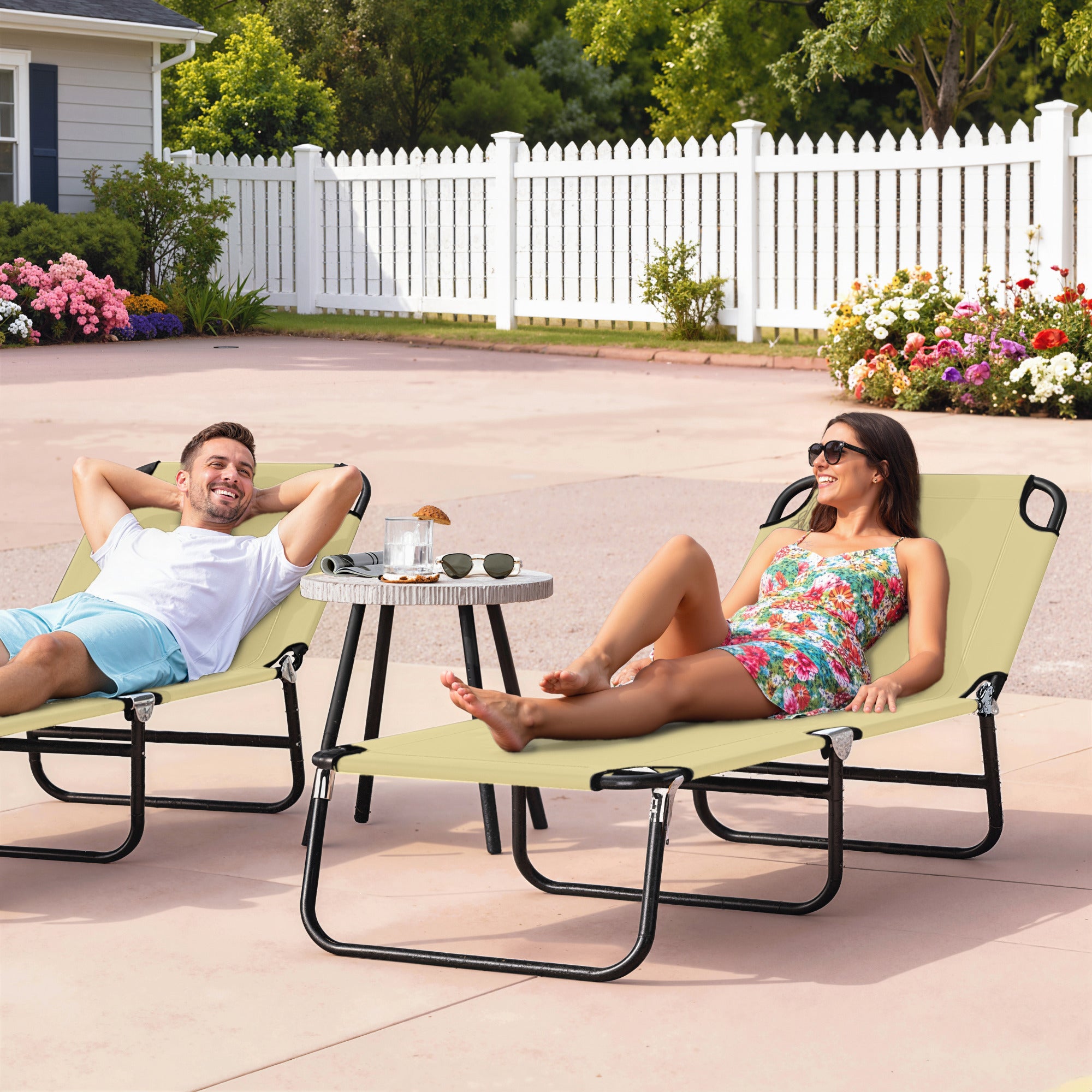 Outdoor Folding Lounge Chair, Steel Tanning Chair with Reclining Back, Breathable Mesh for Beach, Yard, Patio, Cream